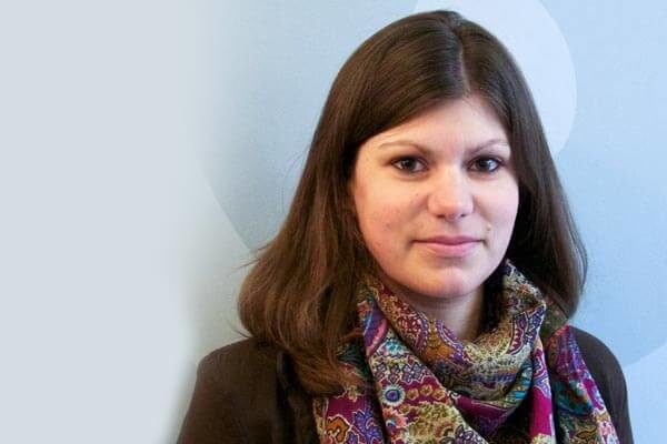 Porträtfoto von Lena Stülpe, Zuständig für PR und Marketing