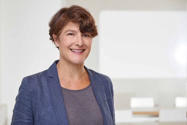 Portraitfoto von Ina-Maria Carli